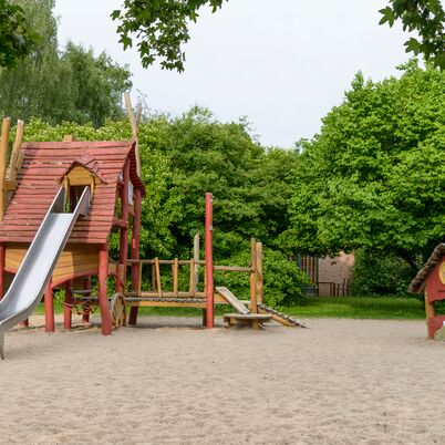 Spielger&auml;t Hirschburg Bernsteinreiter